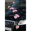 Autoversiering bruiloft roze rozen en hart