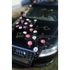 Trouwauto roze en witte gerbera versiering  DEK1065