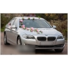 Decoratie voor trouwauto roze rozen