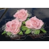 Decoratie voor trouwauto roze rozen