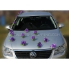 violet rozen voor een trouwauto