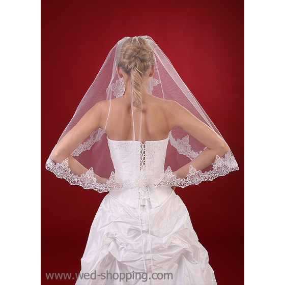 Spaanse sluier met Kant W1098