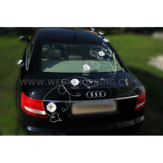 Trouwauto roze en witte gerbera versiering  DEK1065