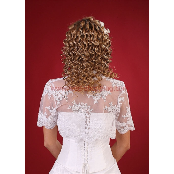 Achterkant van de bolero jasje wit