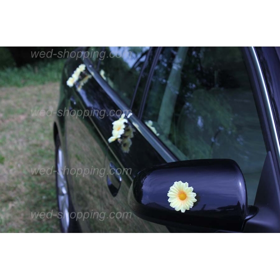 Trouwauto versiering gele margrieten DEK1019