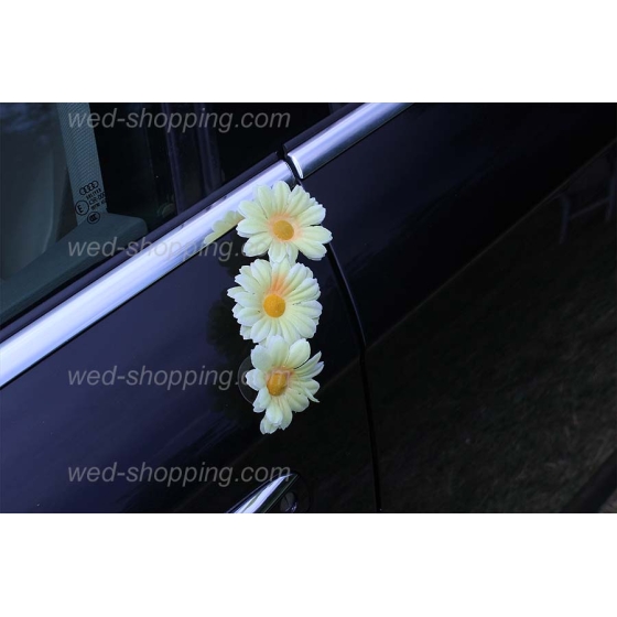 Trouwauto versiering gele margrieten DEK1019